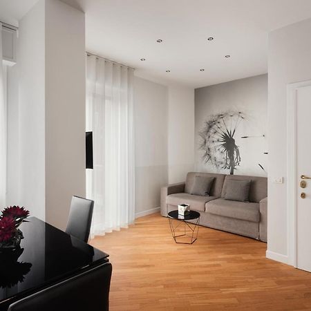 Deluxe Central Apartment Бергамо Екстериор снимка