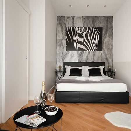 Deluxe Central Apartment Бергамо Екстериор снимка